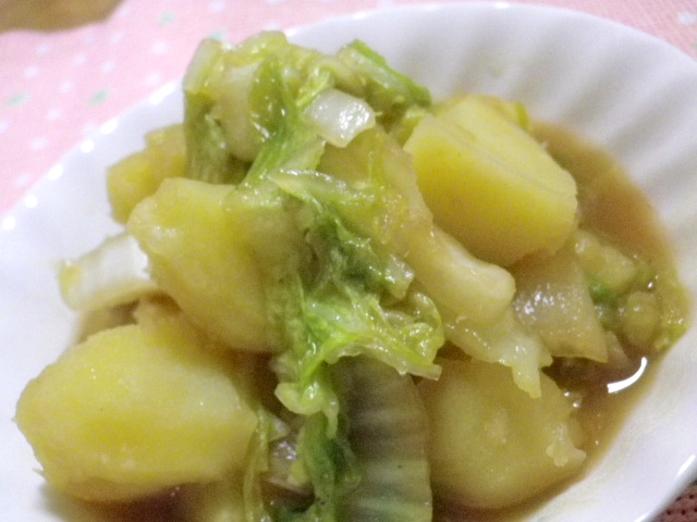 白菜とジャガイモの炒め煮