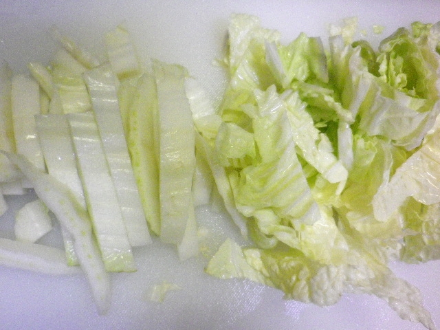 たっぷり白菜とじゃがいもの炒め煮 北海道産 形にこだわらない野菜の通販ショップ おにおんぼうず